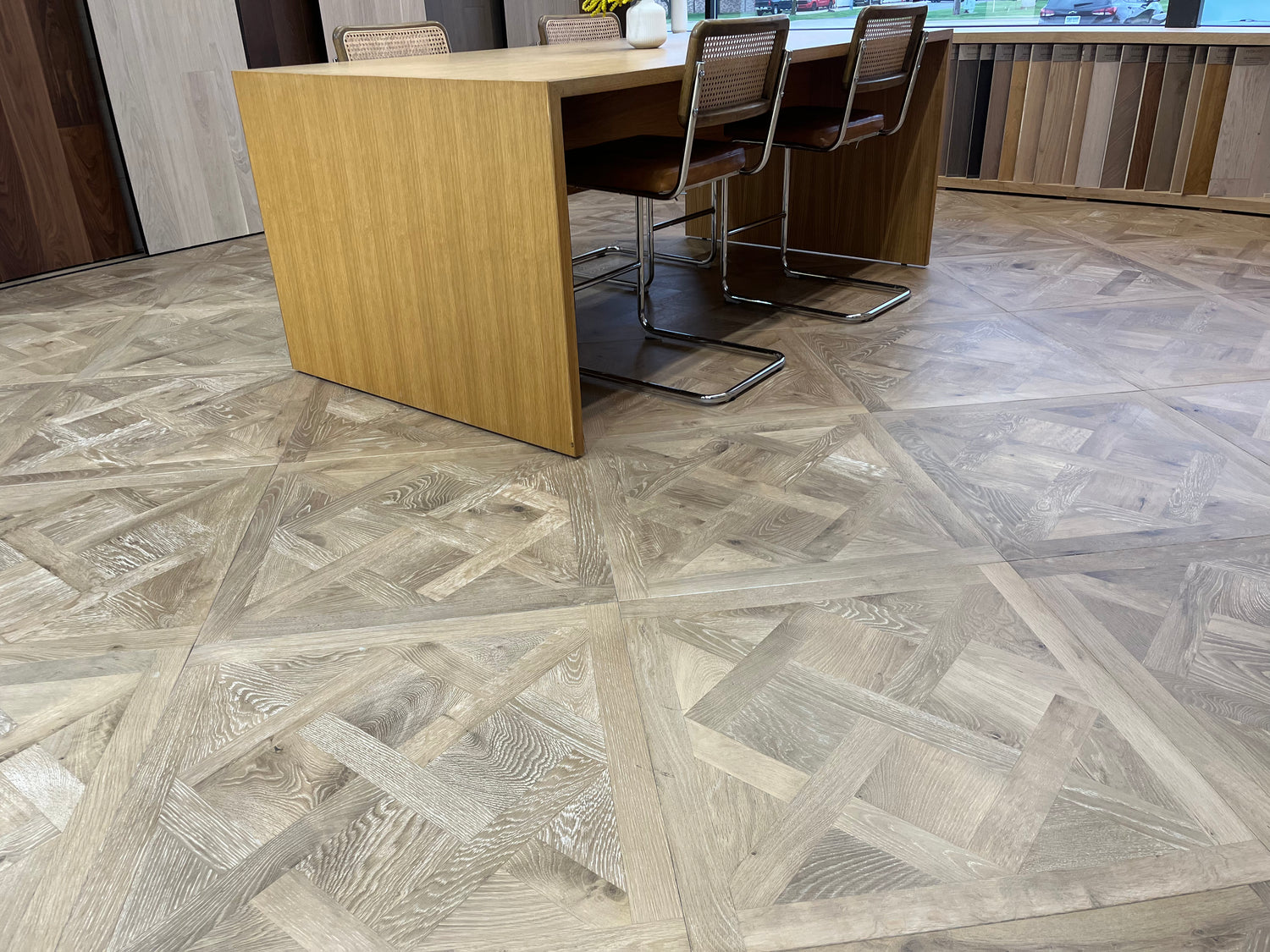 FloorsHub